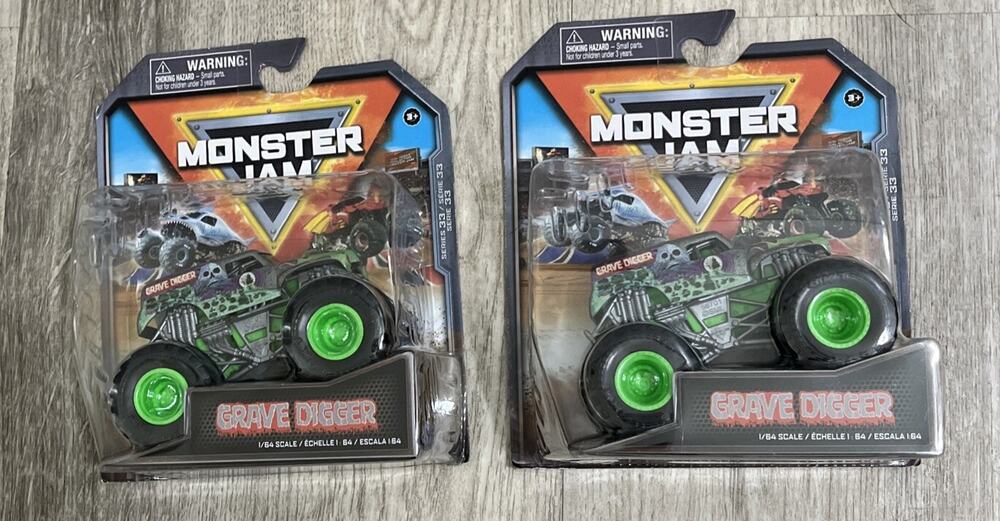 New Monster Jam Trucks Grave digger Series 33 Lot Of 2 Spin Master